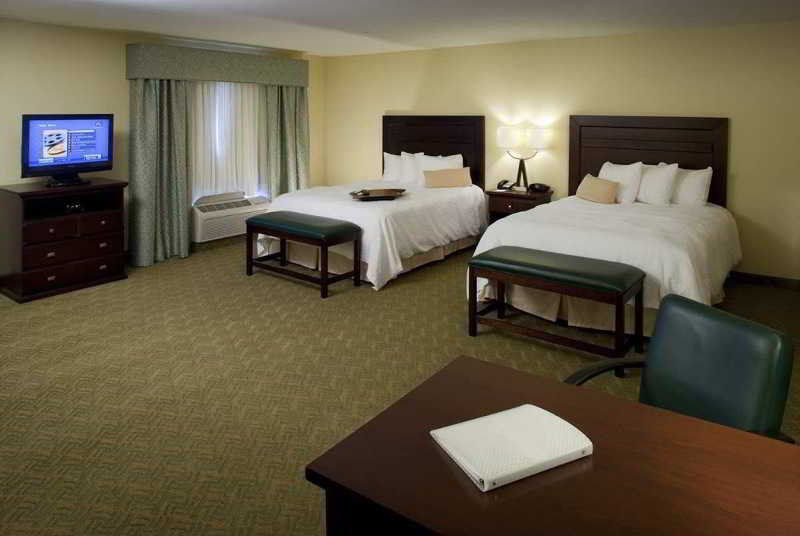 Hampton Inn & Suites Dallas-Arlington-South Room photo